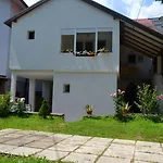 Rzav Centar