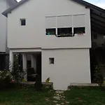 Rzav Centar Bed & Breakfast 4*