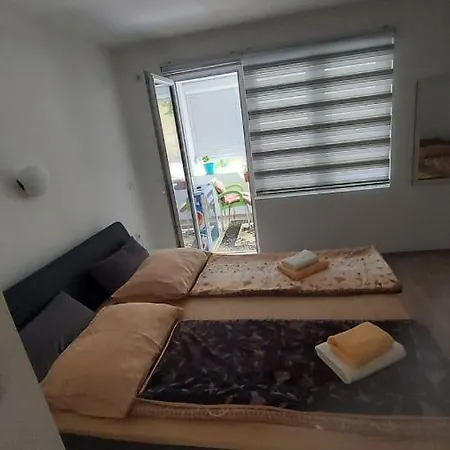 Bed & Breakfast Rzav *